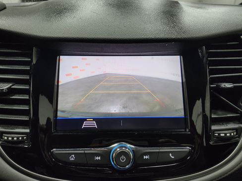 Used 2020 Chevrolet Trax LS FWD image 2