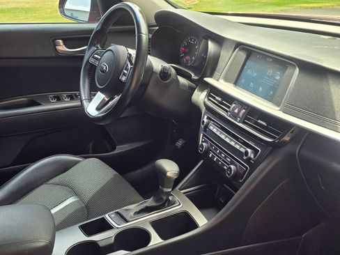 Used 2019 Kia Optima S w/ S Panoramic Sunroof Package FWD image 18