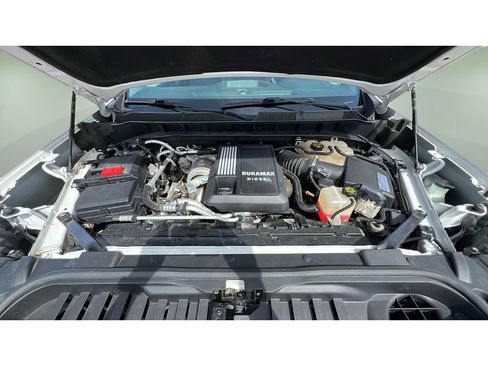 Used 2020 Chevrolet Silverado 1500 LTZ w/ LTZ Plus Package AWD/4WD image 33