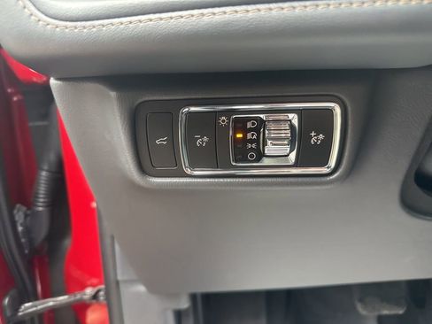 Used 2025 Lincoln Aviator Reserve w/ Equipment Group 201A image 10