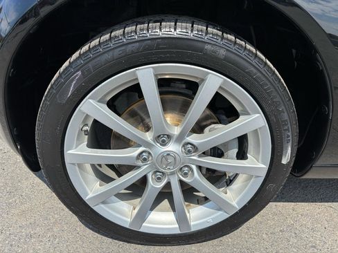 Used 2008 MAZDA MX-5 Miata Touring w/ Suspension Pkg image 17