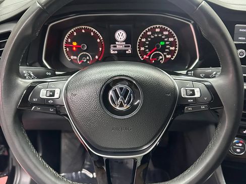 Used 2020 Volkswagen Jetta SE FWD image 16