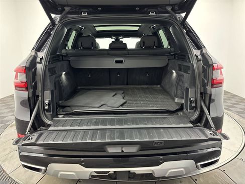Used 2022 BMW X5 xDrive40i w/ Premium Package AWD/4WD image 21