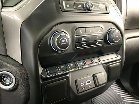 Used 2025 Chevrolet Silverado 1500 W/T w/ WT Value Package image 27