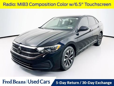 Used 2022 Volkswagen Jetta S image 3