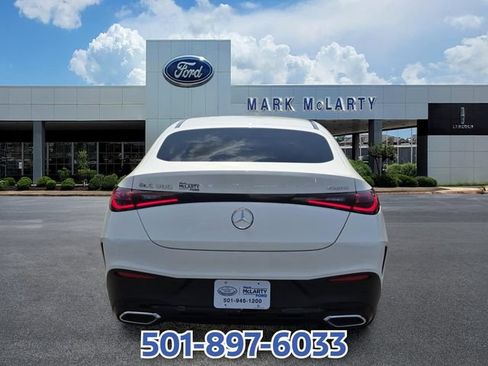 Used 2024 Mercedes-Benz GLC 300 4MATIC image 4