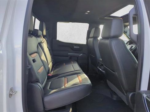 Used 2020 GMC Sierra 1500 AT4 w/ Off-Road Performance Package image 17