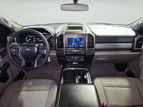 Used 2020 Ford F350 XLT w/ XLT Premium Package AWD/4WD image 44