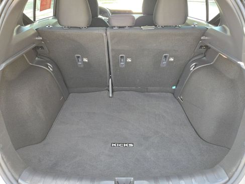 Used 2024 Nissan Kicks SV FWD image 24