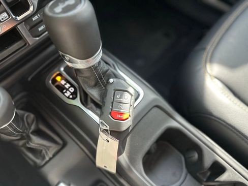 New 2025 Jeep Wrangler Sahara image 33