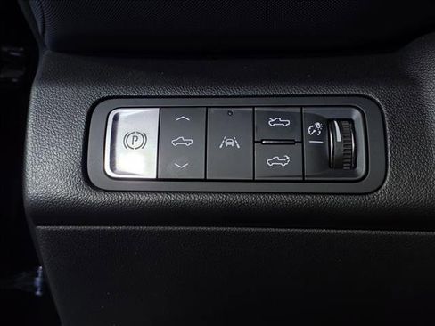 New 2024 Chevrolet Silverado EV RST image 9