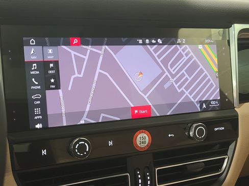 New 2026 Porsche Macan AWD/4WD image 22