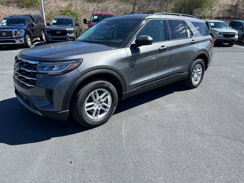 New 2026 Ford Explorer Active AWD/4WD image 24