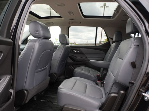 Used 2019 Chevrolet Traverse Premier w/ LPO, Floor Liner Package AWD/4WD image 18