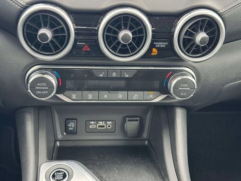 Used 2025 Nissan Sentra SV w/ All-Weather Package FWD image 27