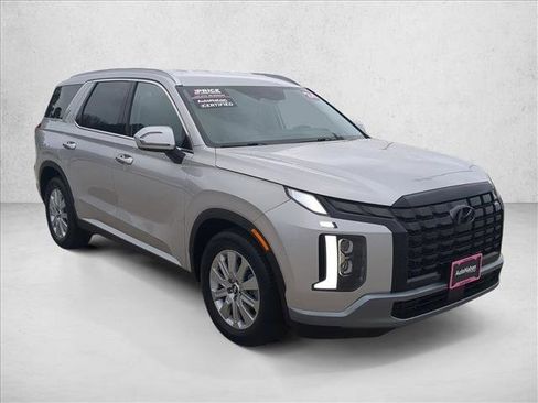 Used 2024 Hyundai Palisade SEL image 3