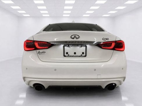 Used 2021 INFINITI Q50 Luxe RWD image 9