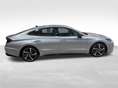 Used 2022 Hyundai Sonata SEL Plus image 2