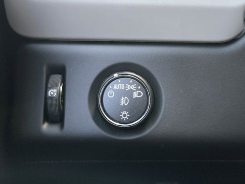 Used 2016 GMC Yukon XL SLE w/ Convenience Package image 15