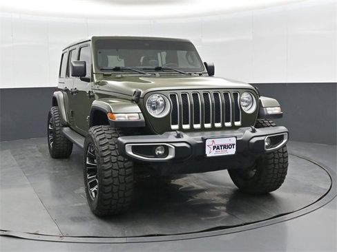 Used 2021 Jeep Wrangler Unlimited Sahara w/ Uconnect 4C Nav & Sound Group image 10