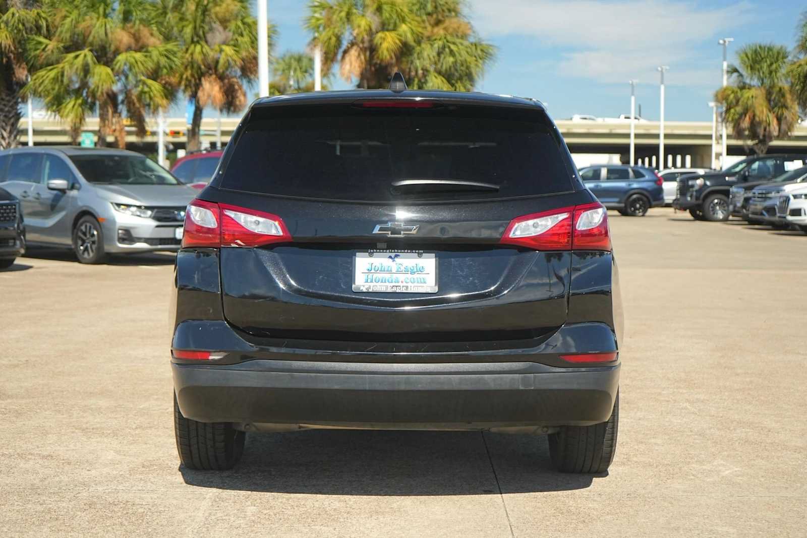 Used 2021 Chevrolet Equinox LS w/ LS Convenience Package FWD image 5