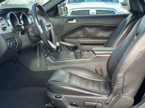 Used 2005 Ford Mustang GT image 13