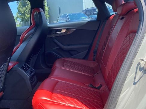 Used 2019 Audi S4 Premium Plus w/ Premium Plus Package AWD/4WD image 12