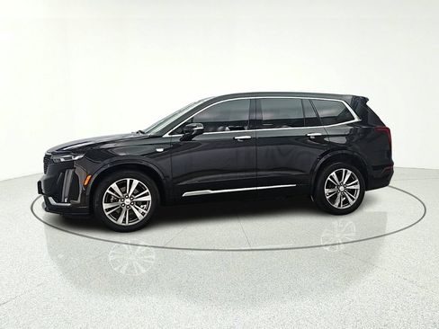 Used 2021 Cadillac XT6 Premium Luxury FWD image 4