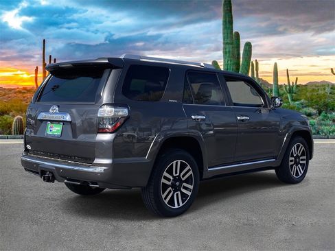 Used 2015 Toyota 4Runner Limited image 3