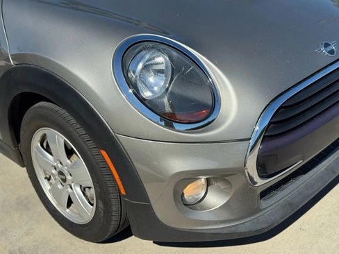 Used 2019 MINI Cooper Convertible image 10