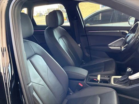 Used 2021 Audi Q3 2.0T Premium Plus w/ Premium Plus Package image 8