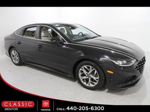 Used 2023 Hyundai Sonata SEL image 1