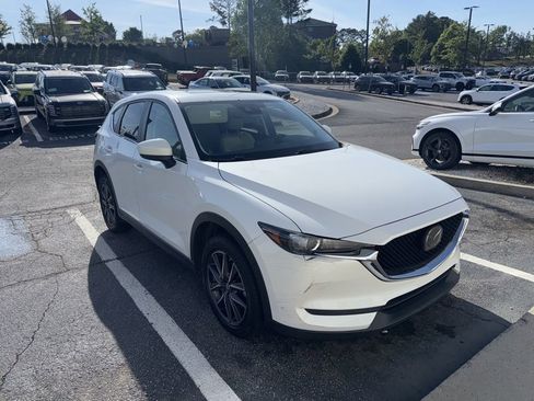 Used 2018 MAZDA CX-5 Touring w/ Preferred Equipment Package image 3