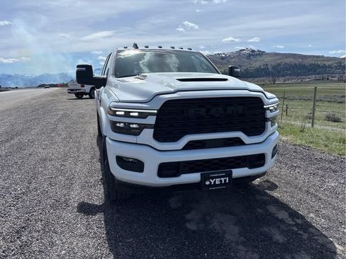 New 2026 RAM 3500 Limited AWD/4WD image 24