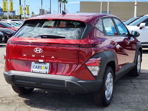 New 2026 Hyundai Kona SE image 7