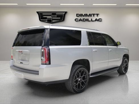 Used 2019 GMC Yukon XL SLT w/ Open Road Package RWD image 5