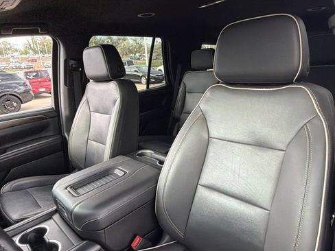 Used 2023 Chevrolet Tahoe Premier AWD/4WD image 20