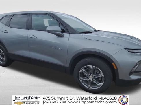 Certified 2024 Chevrolet Blazer LT FWD image 2