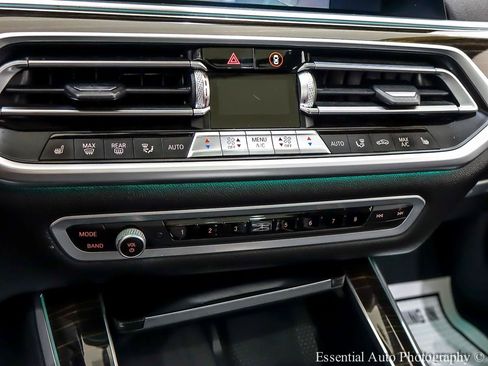 Used 2021 BMW X5 xDrive40i w/ Convenience Package AWD/4WD image 25
