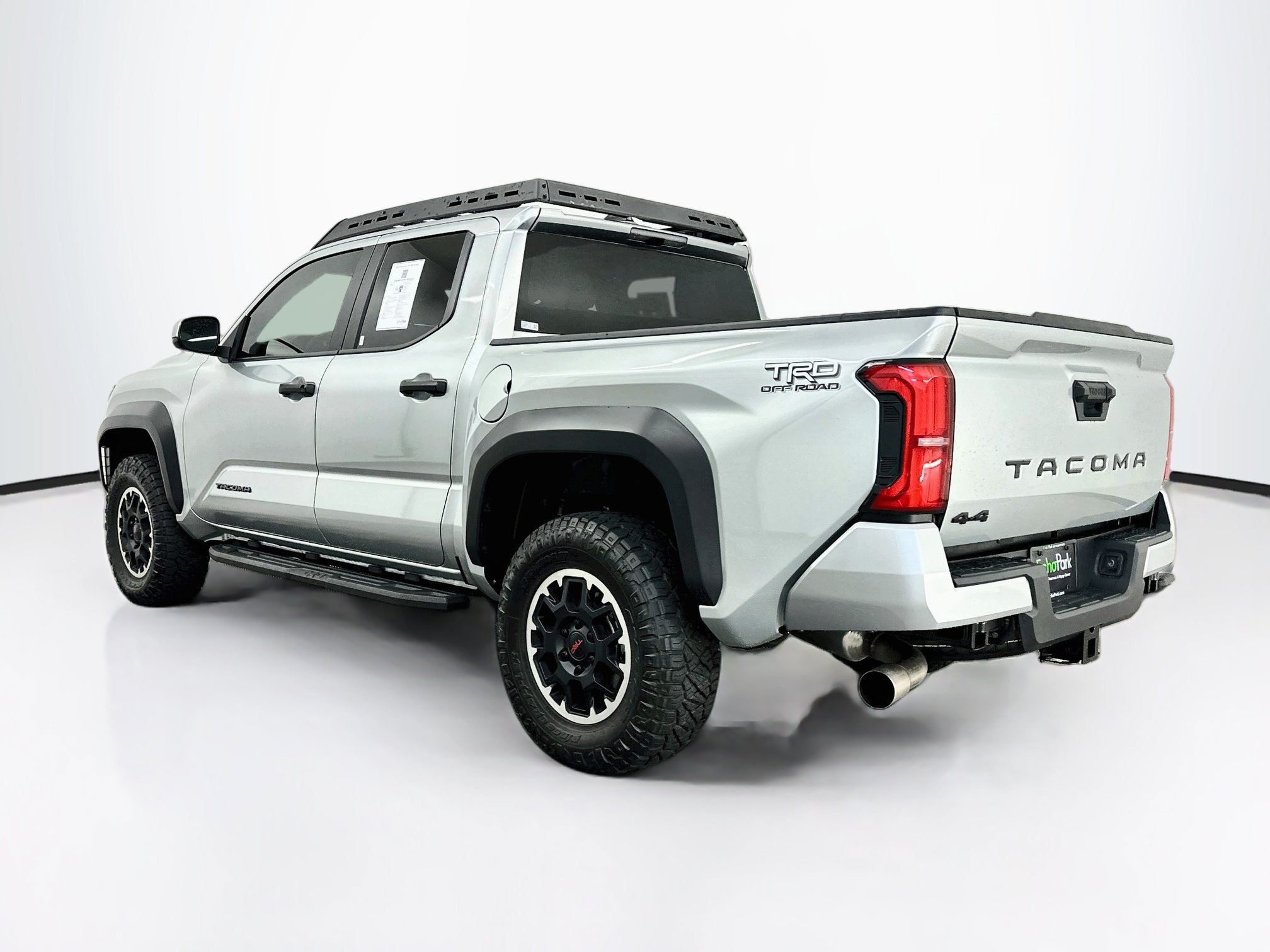 Used 2024 Toyota Tacoma TRD Off-Road AWD/4WD image 5