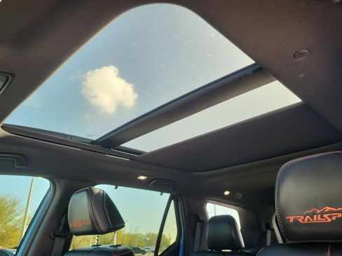 Used 2023 Honda Pilot TrailSport image 31