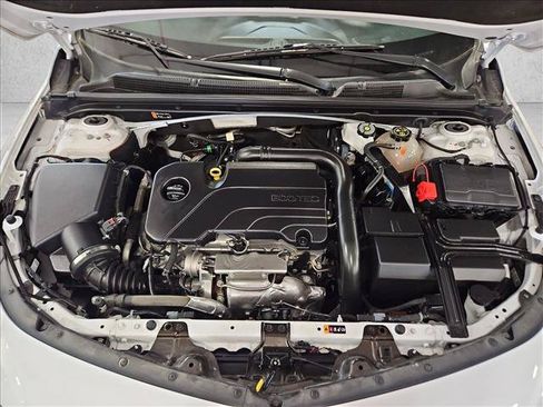Used 2024 Chevrolet Malibu LT FWD image 24