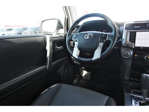 Used 2023 Toyota 4Runner SR5 Premium image 10
