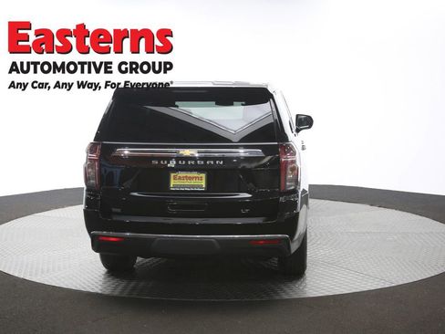 Used 2024 Chevrolet Suburban LT image 40