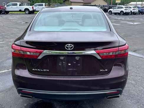 Used 2016 Toyota Avalon XLE Premium FWD image 6