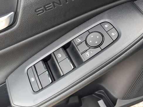 New 2026 Nissan Sentra SR image 17