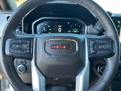 Used 2024 GMC Sierra 2500 SLT w/ SLT Premium Package image 14
