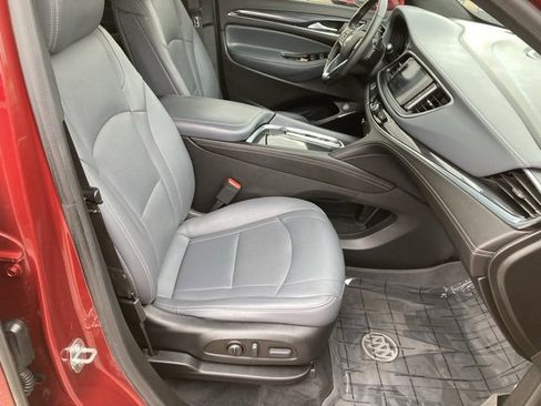 Used 2023 Buick Enclave Essence w/ Sport Touring Edition image 33