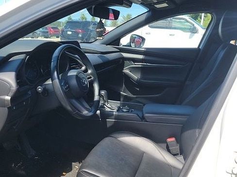 Used 2023 MAZDA MAZDA3 s FWD image 4