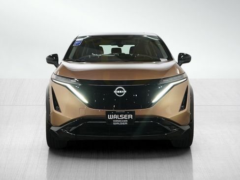 Used 2023 Nissan Ariya FWD image 9